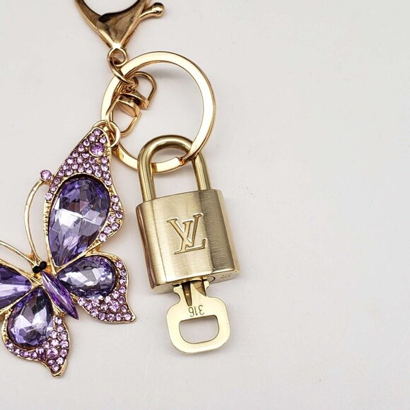 Authentic Louis Vuitton Lock & Key with unbranded Bagcharm, Keycharm, Keychain - Picture 6 of 7